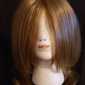 Synthetic layered wig, NWT